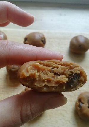 Une photo de Cookies crue/vegan (beurre de cacahouète et pépites dechocolat)