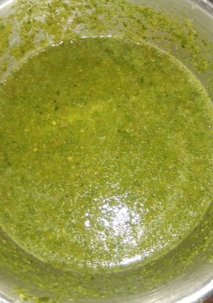 धनिया चटनी (dhaniya chutney recipe in Hindi) रेसिपी मुख्य फोटो