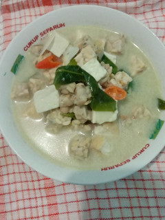 Foto resep Sayur tahu tempe kuah santan