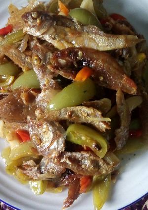 Foto resep Tumis ikan asin tomat hijau