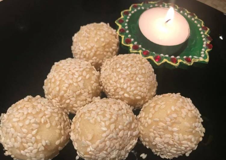 Recipe: Yummy Til Laddoo