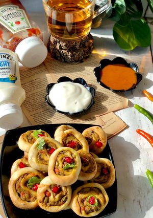 A picture of Baked Pinwheel Samosa.