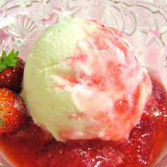 A picture of Easy! Cheese and Yogurt Ice Cream.