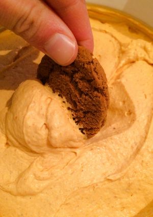 A picture of Easy Pumpkin Dip with Ginger Snaps.