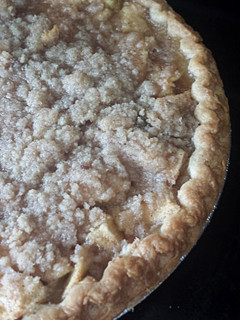 A picture of Cream cheese crust apple pie.