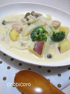 A picture of Chicken and Sweet Potato Soy Milk Stew.