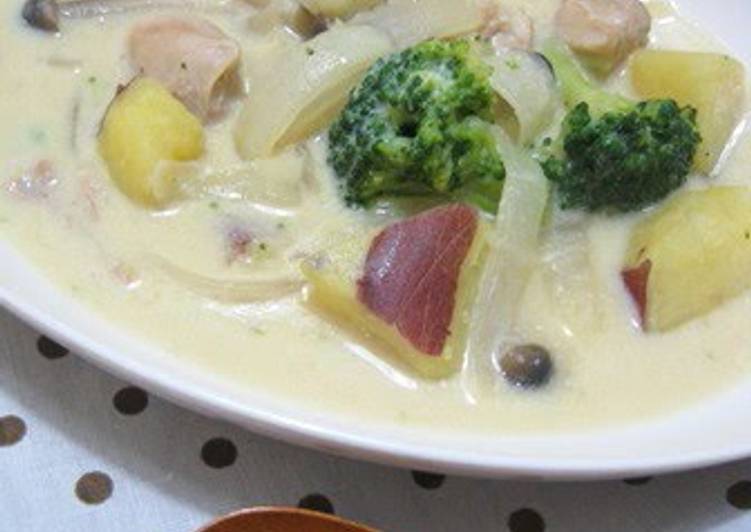 Steps to Prepare Super Quick Homemade Chicken and Sweet Potato Soy Milk Stew