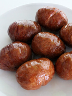 A picture of Chestnuts Simmered in Japanese Sake.