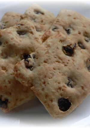 A picture of Egg and Dairy-Free Raisin Cookies.