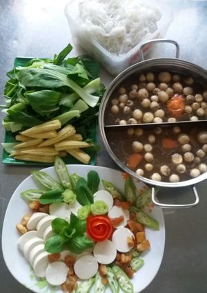 Hình của món Lẩu chay ngày hè.