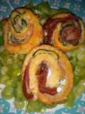 Rotolini di trota ripieni di zucchine e prosciutto crudo