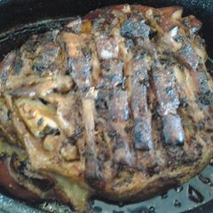 A picture of Pernil (pork picnic shoulder).