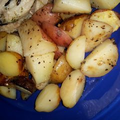 A picture of Roasted New Potatoes.