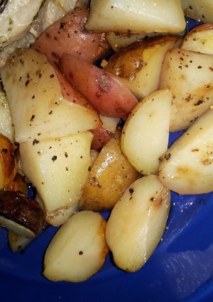A picture of Roasted New Potatoes.