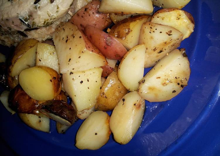 Easiest Way to Prepare Homemade Roasted New Potatoes
