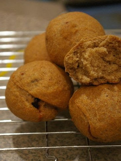 A picture of 100% Whole Wheat Flour Berry Soy Milk Bread (Macrobiotic).