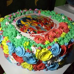 A picture of Strawberry cake#4weekchallenge#wheatflourcontest.