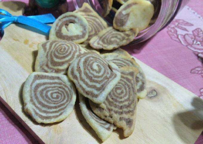 Wajib coba! Resep gampang buat Kuping gajah (#2) sajian Idul Fitri dijamin lezat