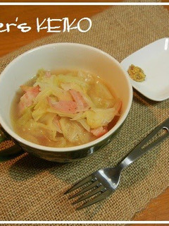 A picture of 【Farmhouse Recipe】Simmered Cabbage.