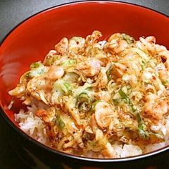 A picture of Sweet and Thick Tempura Rice Bowl Sauce for Bento.