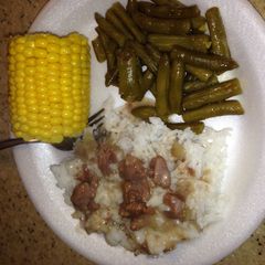 A picture of Beef Tips Over Rice.