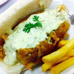 A picture of Crispy Fish Fillets sandwiches.