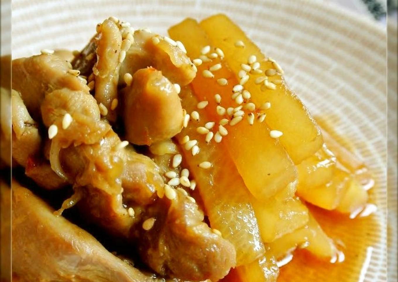 Chinese-Style Chicken and Daikon Radish