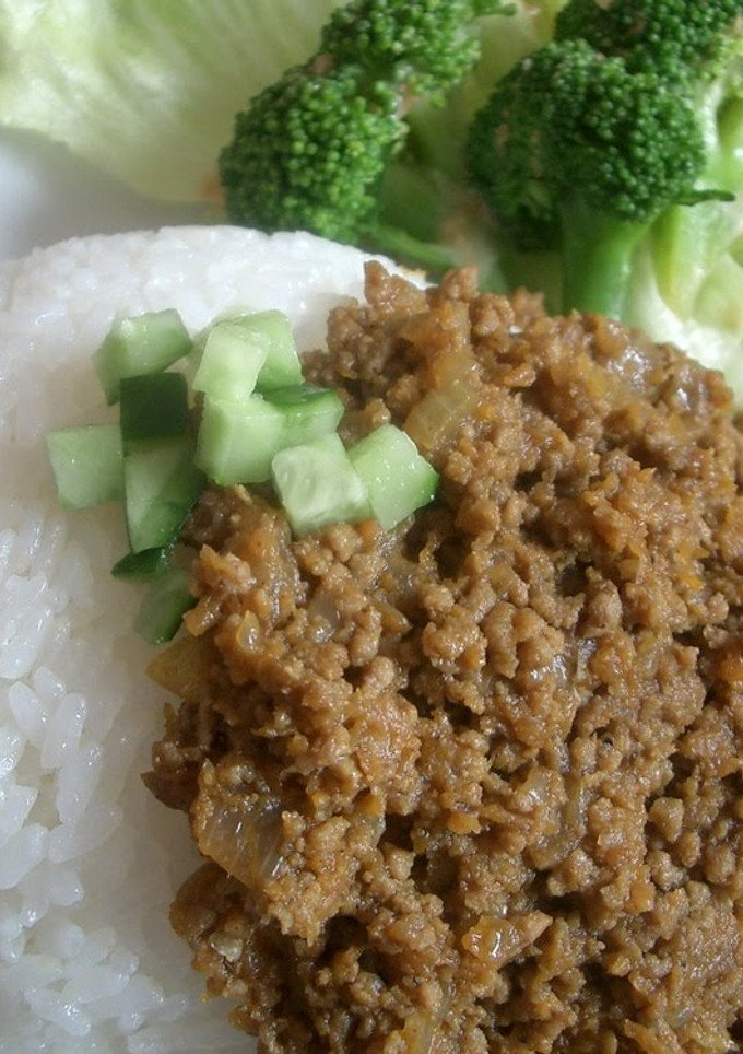 A picture of Simple Dry Curry.