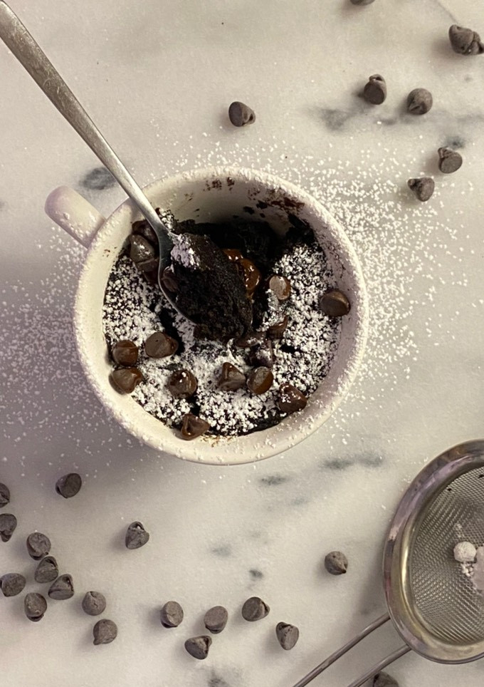 A picture of 2-Ingredient Oreo Mug Cake Without an Oven 🤯.