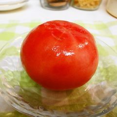 A picture of How to Peel a Tomato Easily.