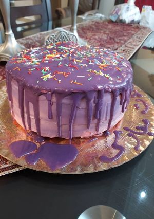عکسی از دستور کیک تولد دورنگ مامانم 🥳😍😍😋