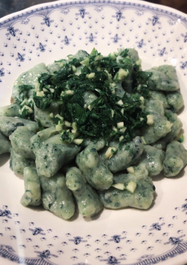 Una foto de Ñoquis de espinaca Vegan🌱