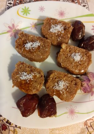 عکسی از دستور رول خرما با پتی بور