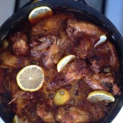 A picture of Pollo Guisado (home Run Chicken).