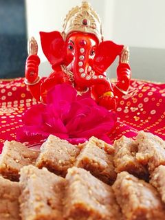 ગોળ પાપડી :: રેસીપી મુખ્ય ફોટો