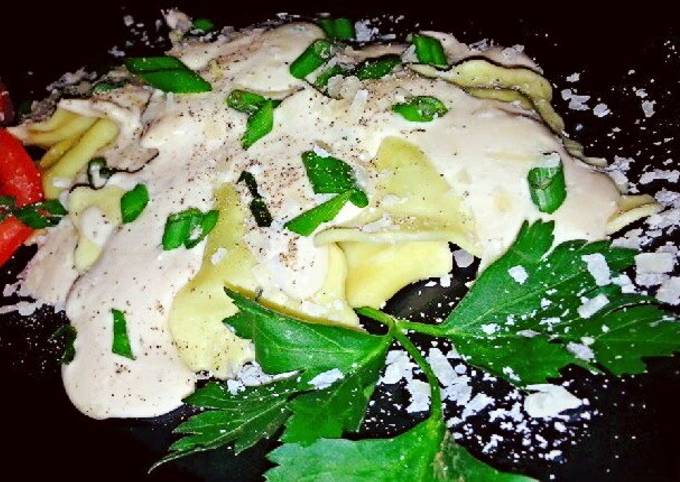 Easiest Way to Prepare Perfect Mike's 10 MIN Creamy Alfredo Ravioli