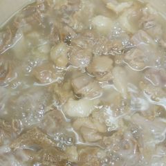 Preparing Meltingly Soft and Tender Beef Tendon A picture of Preparing Meltingly Soft and Tender Beef Tendon.