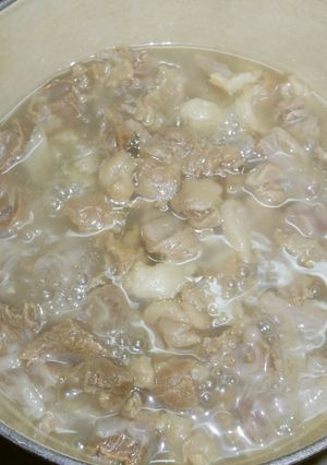 A picture of Preparing Meltingly Soft and Tender Beef Tendon.