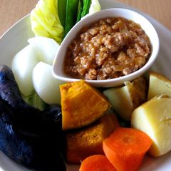 A picture of Warm Vegetables with Oyster Flavored Meat Miso.