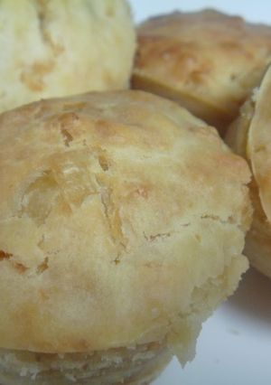 A picture of Macrobiotic and Low Allergen ☆ Spring Onion Muffins.