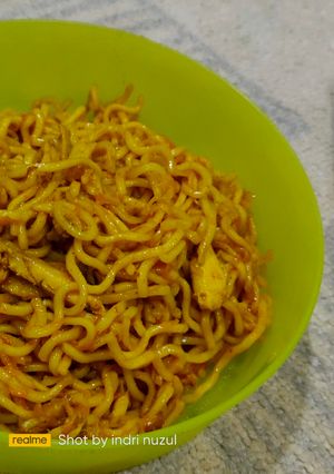 Foto resep Mie Goreng Bumbu Kari Instan