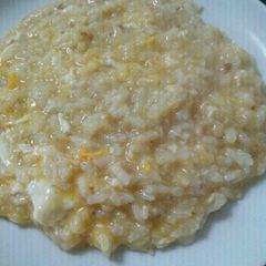 A picture of Egg and Rice Porridge.