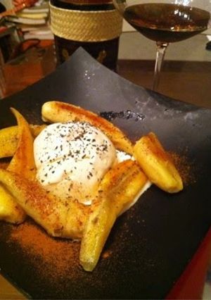 A picture of Baked Banana with Rum.