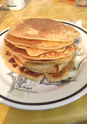Una foto de Panqueques simples y fáciles!