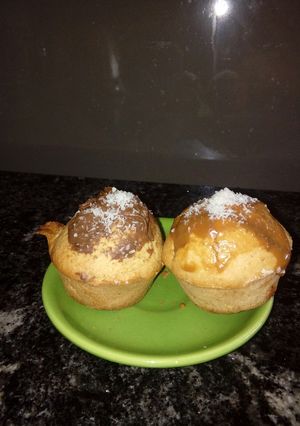 Una foto de Muffins de coco, harina integral y mascabo