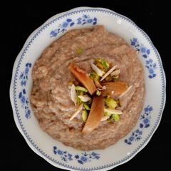 A picture of Chikoo kheer.