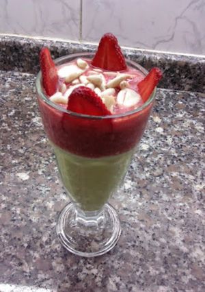 A picture of Avocado, Strawberry, Banana Cocktail.
