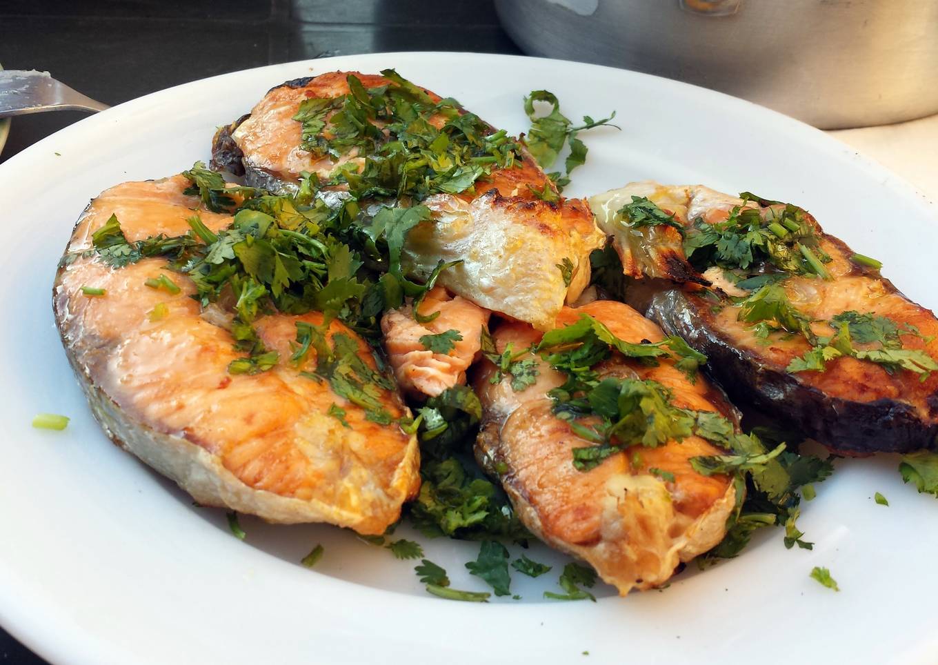 Salmon with olive oil & coriander