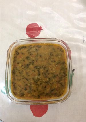 A picture of Palak dal (spinach with tur dal).