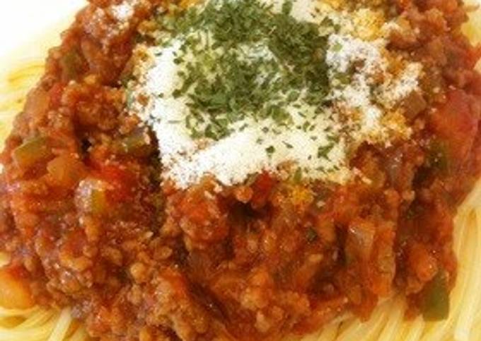 Simple Way to Make Favorite Meat Sauce Pasta from Canned Tomatoes